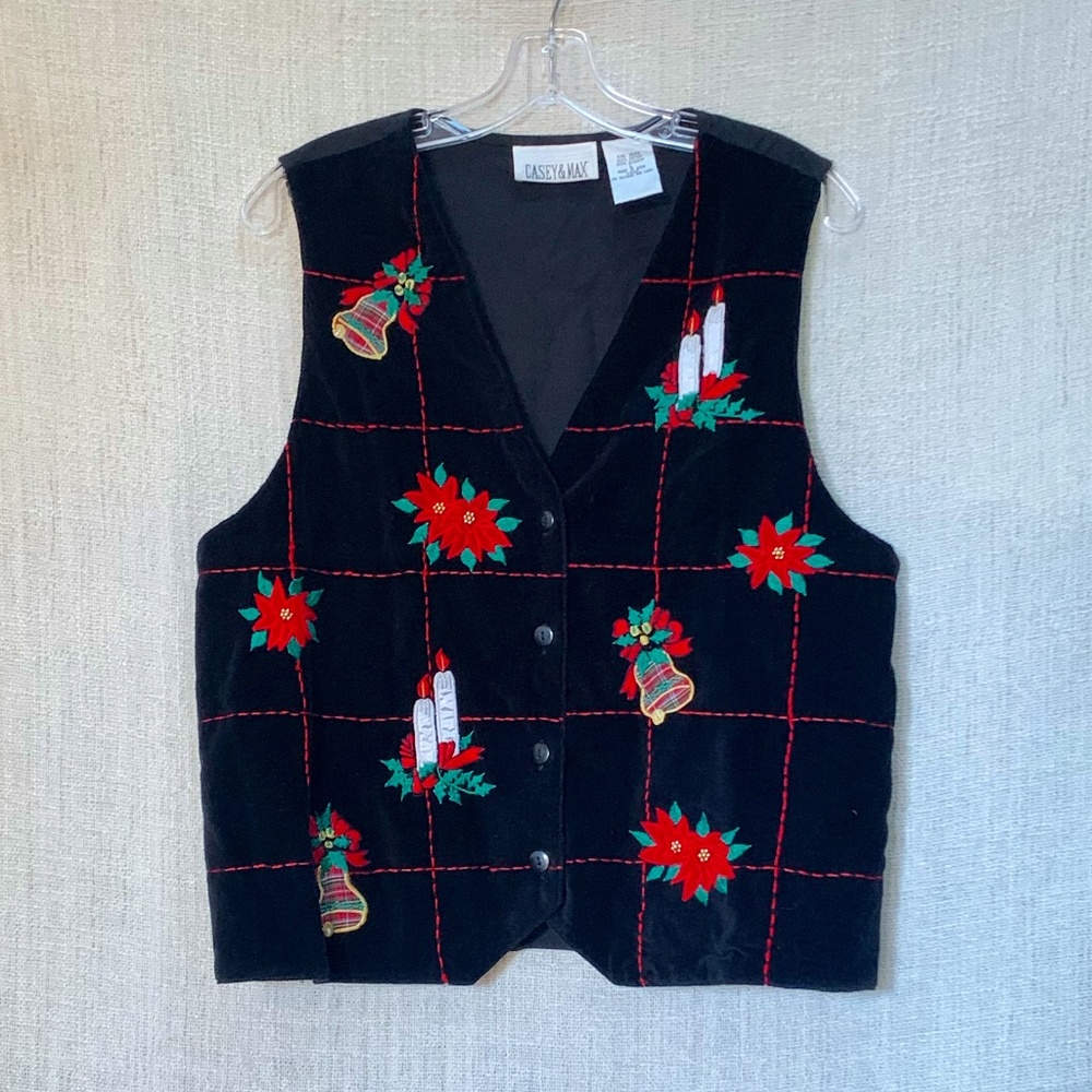 Casey and Max 90s style Festive Christmas embroidered vest in black size L